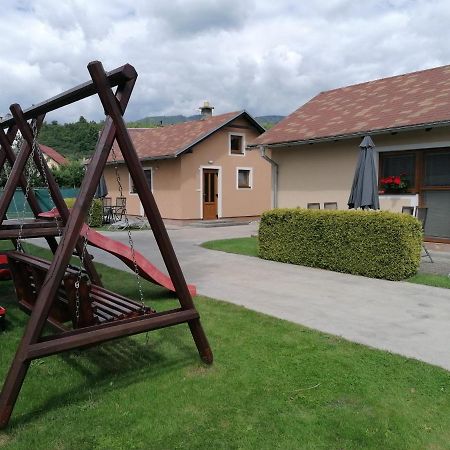 Apartment Chatky Aquaduo Liptovska Sielnica Exterior photo